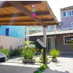 Casa Duplex 10 Minutes From The Beach